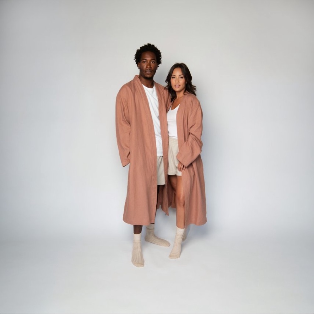 Parachute Linen Robe Clay - Picture 7 of 9